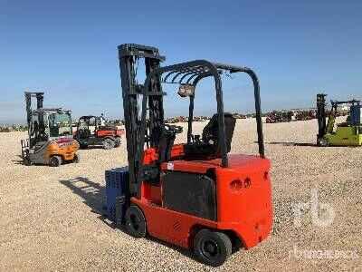 Electric forklift C4E200NL C4E200NL- Photo 2