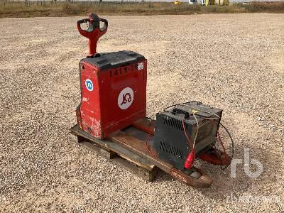 Electric forklift T16 (Inoperable) T16 (Inoperable)- Photo 3