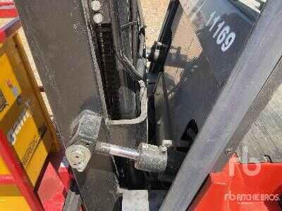 Electric forklift 7-FBMF-25 (Inoperable) 7-FBMF-25 (Inoperable)- Photo 10