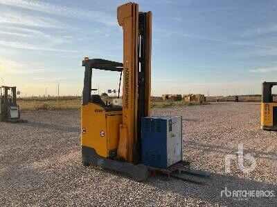 Electric forklift ETV214 ETV214- Photo 4