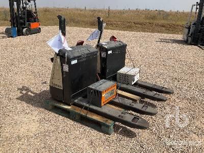 Electric forklift WP2000 Quantity of (Inoperable) WP2000 Quantity of (Inoperable)- Photo 2