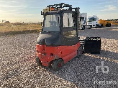 Electric forklift E30-03-600 (Inoperable) E30-03-600 (Inoperable)- Photo 4