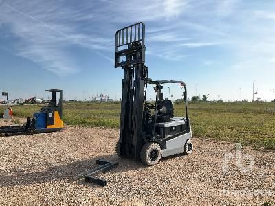 Electric forklift Q02L25CU Q02L25CU- Photo 10