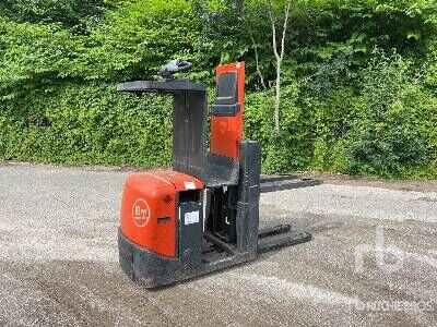 Electric forklift OSE 120P 1200 kg Preparateur De Commande OSE 120P 1200 kg Preparateur De Commande- Photo 2