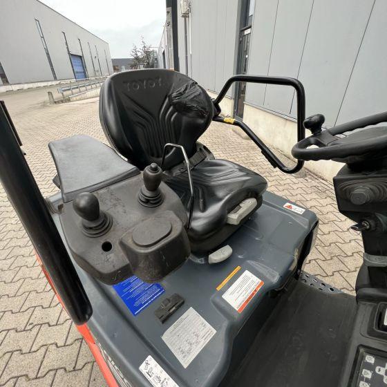 Forklift Toyota8FBE16T Traigo Toyota8FBE16T Traigo- Photo 2