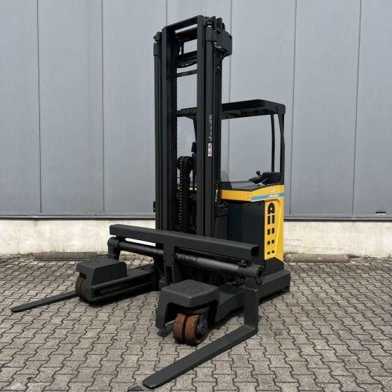 4-way reach truck Unicarriers UFW250DTFVXW635 Unicarriers UFW250DTFVXW635- Photo 5