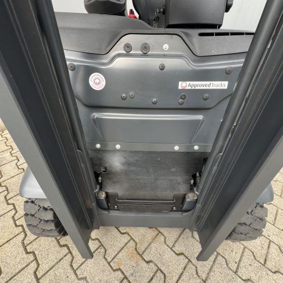 Electric forklift Linde E16 (386) Linde E16 (386)- Photo 6