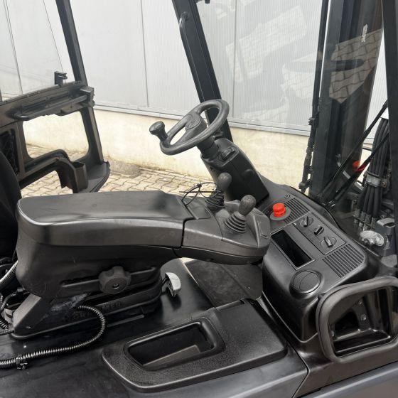 Electric forklift Linde E30 (387) Linde E30 (387)- Photo 10