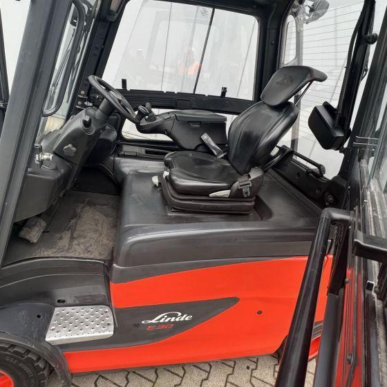 Electric forklift Linde E30/600 HL (387) Linde E30/600 HL (387)- Photo 7