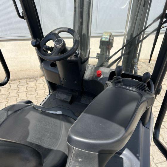 Electric forklift Linde E20L-02 (386) EVO Linde E20L-02 (386) EVO- Photo 5