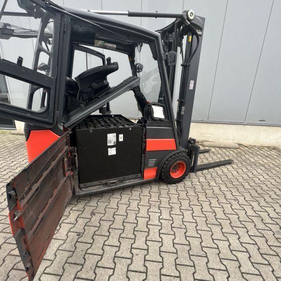 Electric forklift Linde E30/600 HL (387) Linde E30/600 HL (387)- Photo 9