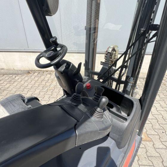 Forklift Linde E16C-02 (386) EVO Linde E16C-02 (386) EVO- Photo 3