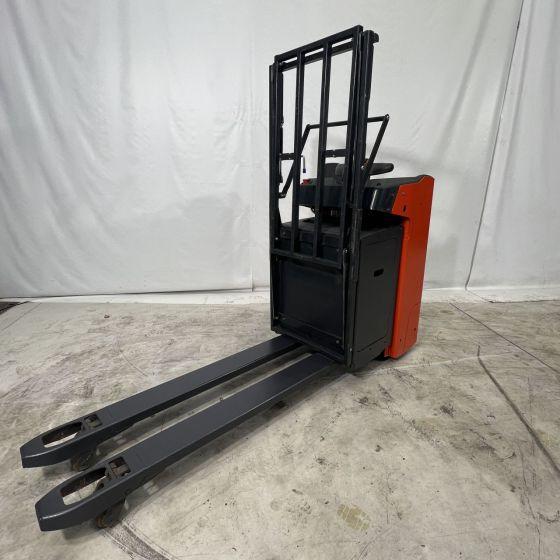 Pallet truck Linde T20SF (1154) Linde T20SF (1154)- Photo 9