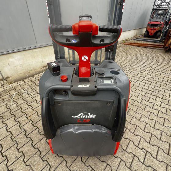 Stacker Linde L12AP (133) Linde L12AP (133)- Photo 10