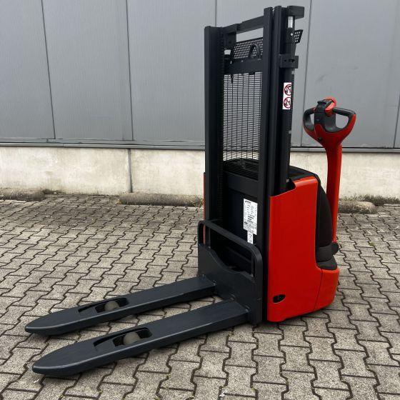 Stacker Linde L12 (1172) Linde L12 (1172)- Photo 10