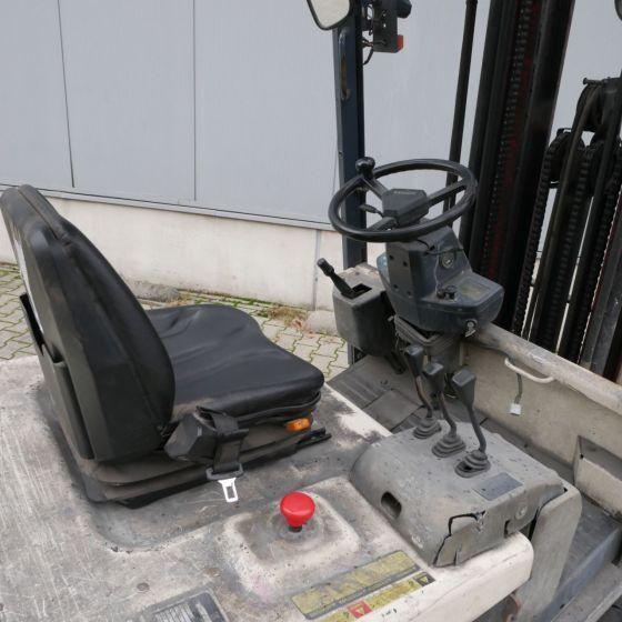 Electric forklift Nissan QX25 (Q02L25CU) Nissan QX25 (Q02L25CU)- Photo 5