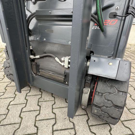 Electric forklift Linde E20L-02 (386) EVO Linde E20L-02 (386) EVO- Photo 8