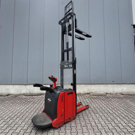 Stacker Linde L12AP (133) Linde L12AP (133)- Photo 8