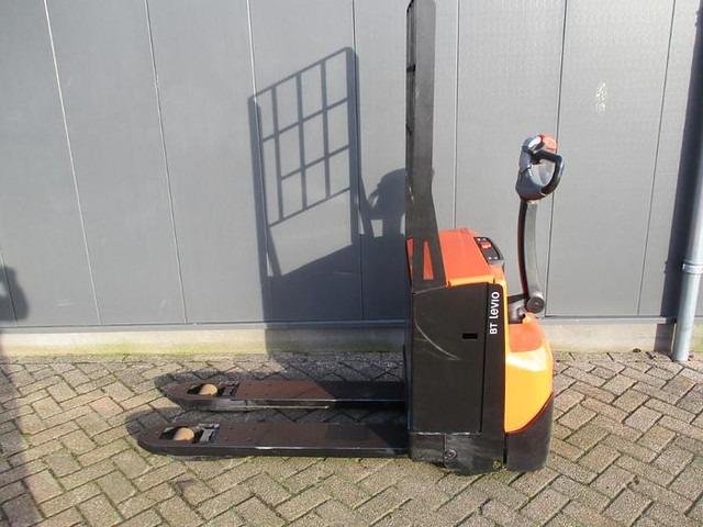 Pallet truck LWE 200 LWE 200- Photo 4