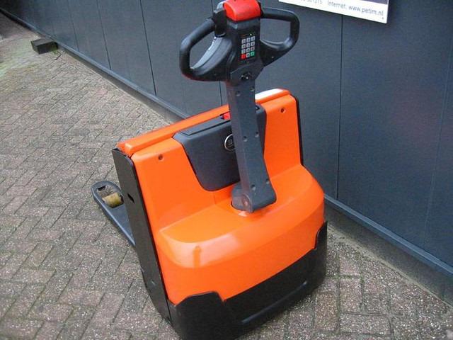 Pallet truck LWE 140 LWE 140- Photo 5