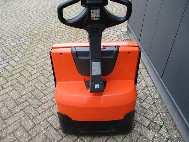 Pallet truck LWE 140 LWE 140- Photo 4