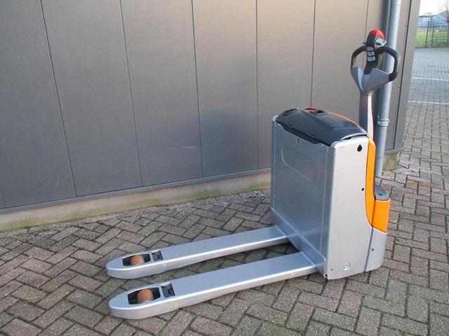 Pallet truck EXU 16 EXU 16- Photo 4