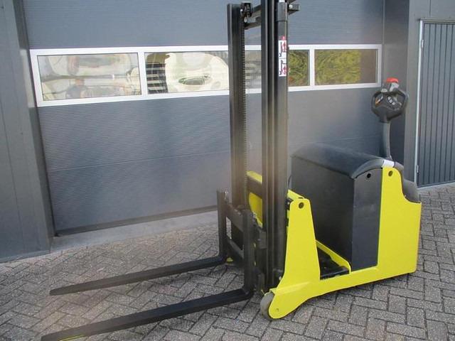 Stacker GPF 1000 D29 SP GPF 1000 D29 SP- Photo 3