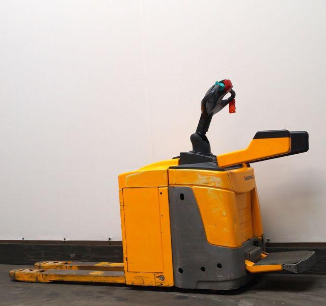 Pallet truck Jungheinrich ERE225 Jungheinrich ERE225- Photo 2