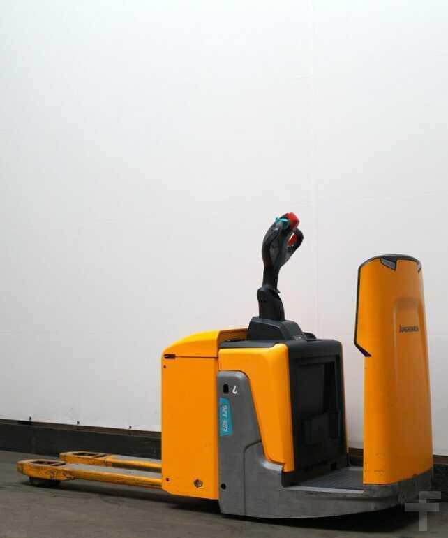 Pallet truck Jungheinrich ERE120 Jungheinrich ERE120- Photo 2