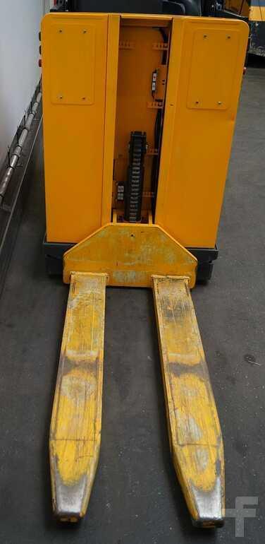 Order picker Jungheinrich EKS110Z100E Jungheinrich EKS110Z100E- Photo 6