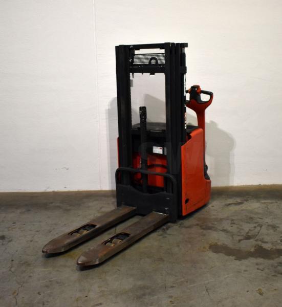 Stacker L 12 i 1172 L 12 i 1172- Photo 2