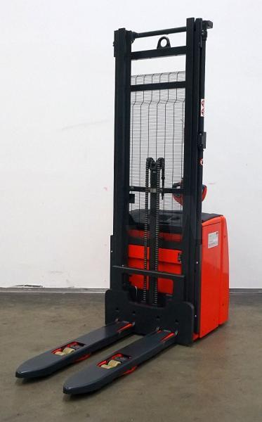 Stacker L 16 i 1173 L 16 i 1173- Photo 2