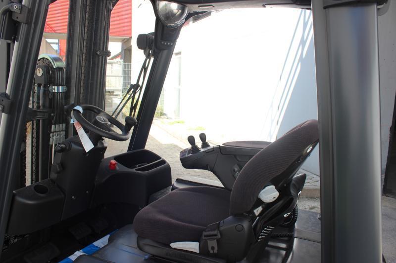 Electric forklift E 18 EVO 386-02 E 18 EVO 386-02- Photo 2