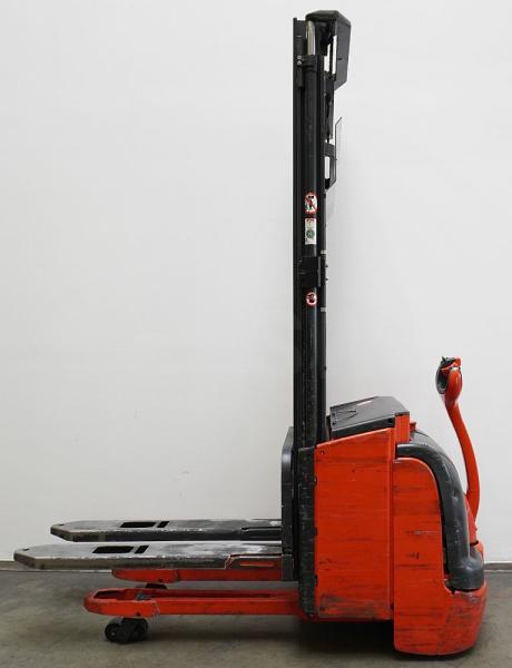 Stacker L 16 i 372 L 16 i 372- Photo 3