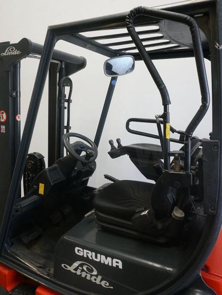 Electric forklift E 18 P 335-02 E 18 P 335-02- Photo 3