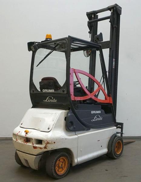 Electric forklift E 20 P 335-02 E 20 P 335-02- Photo 2