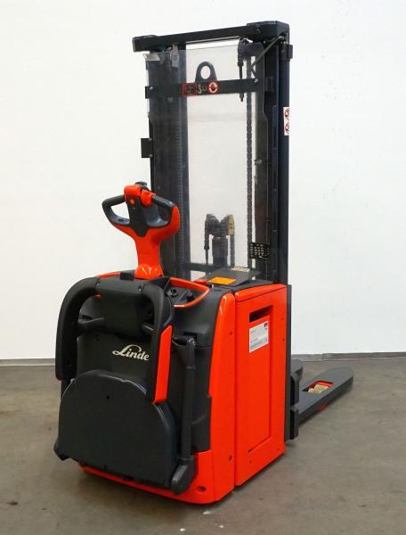 Stacker L 20 AP i 1173 L 20 AP i 1173- Photo 4