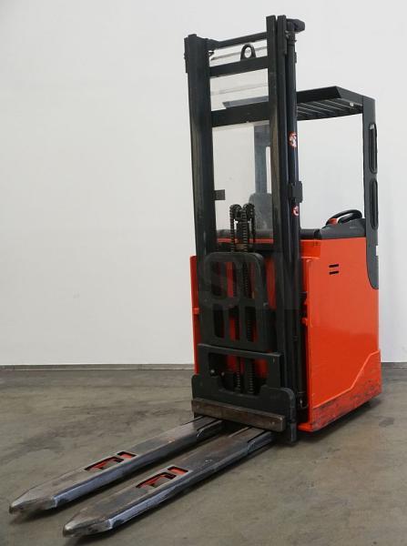 Stacker L 16 R 139-05 L 16 R 139-05- Photo 2