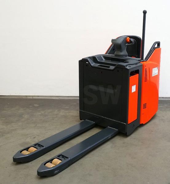 Pallet truck T 20 SP 131-08 T 20 SP 131-08- Photo 2