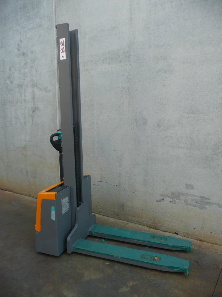 Stacker EJC M10 190 E LI-ION EJC M10 190 E LI-ION- Photo 4