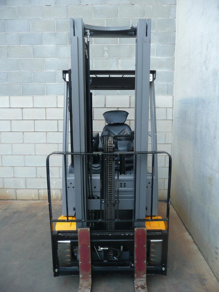 Electric forklift EFG 213 350 ZZ EFG 213 350 ZZ- Photo 5