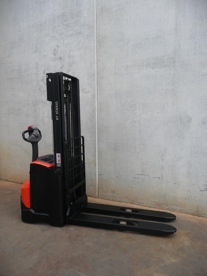 Stacker SWE 100 1300x570mm SWE 100 1300x570mm- Photo 4