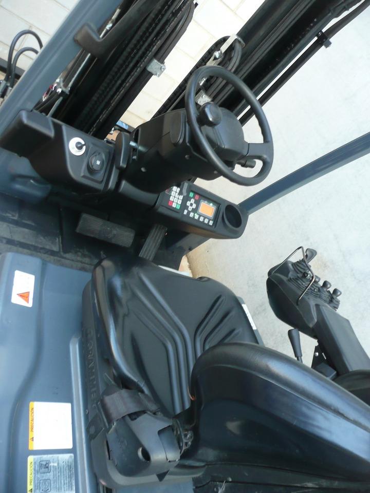 Electric forklift 8FBE18T 8FBE18T- Photo 7