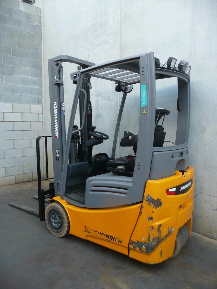 Electric forklift EFG 213 350 ZZ EFG 213 350 ZZ- Photo 4