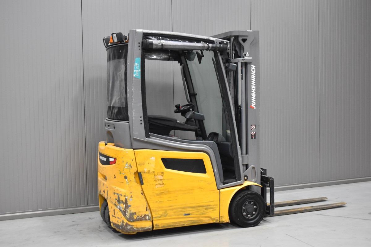 Electric forklift EFG 215 EFG 215- Photo 4