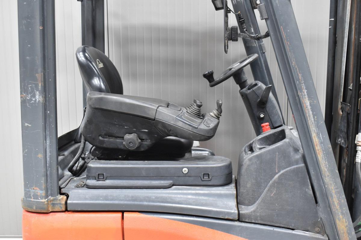 Electric forklift E 12 E 12- Photo 5