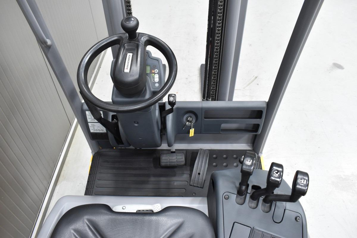 Electric forklift EFG 110 EFG 110- Photo 7