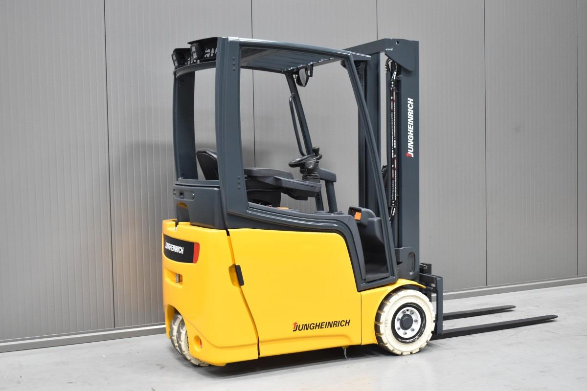 Electric forklift EFG 213 EFG 213- Photo 4