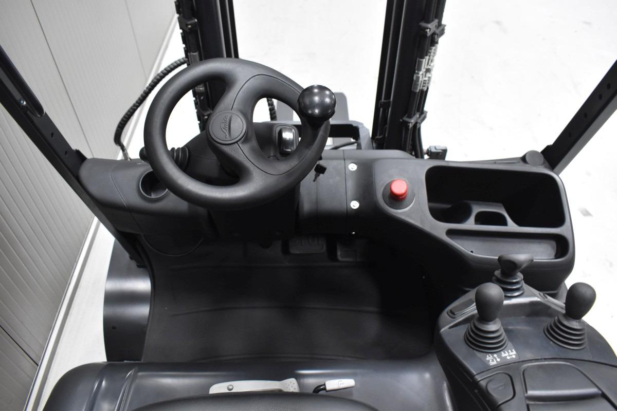 Electric forklift E 40 H/600-01 E 40 H/600-01- Photo 7