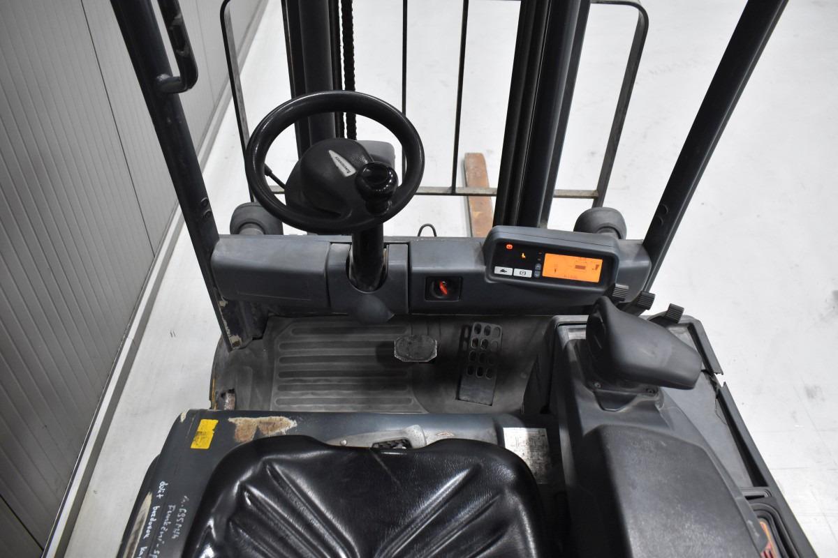 Electric forklift EFG 320 EFG 320- Photo 7